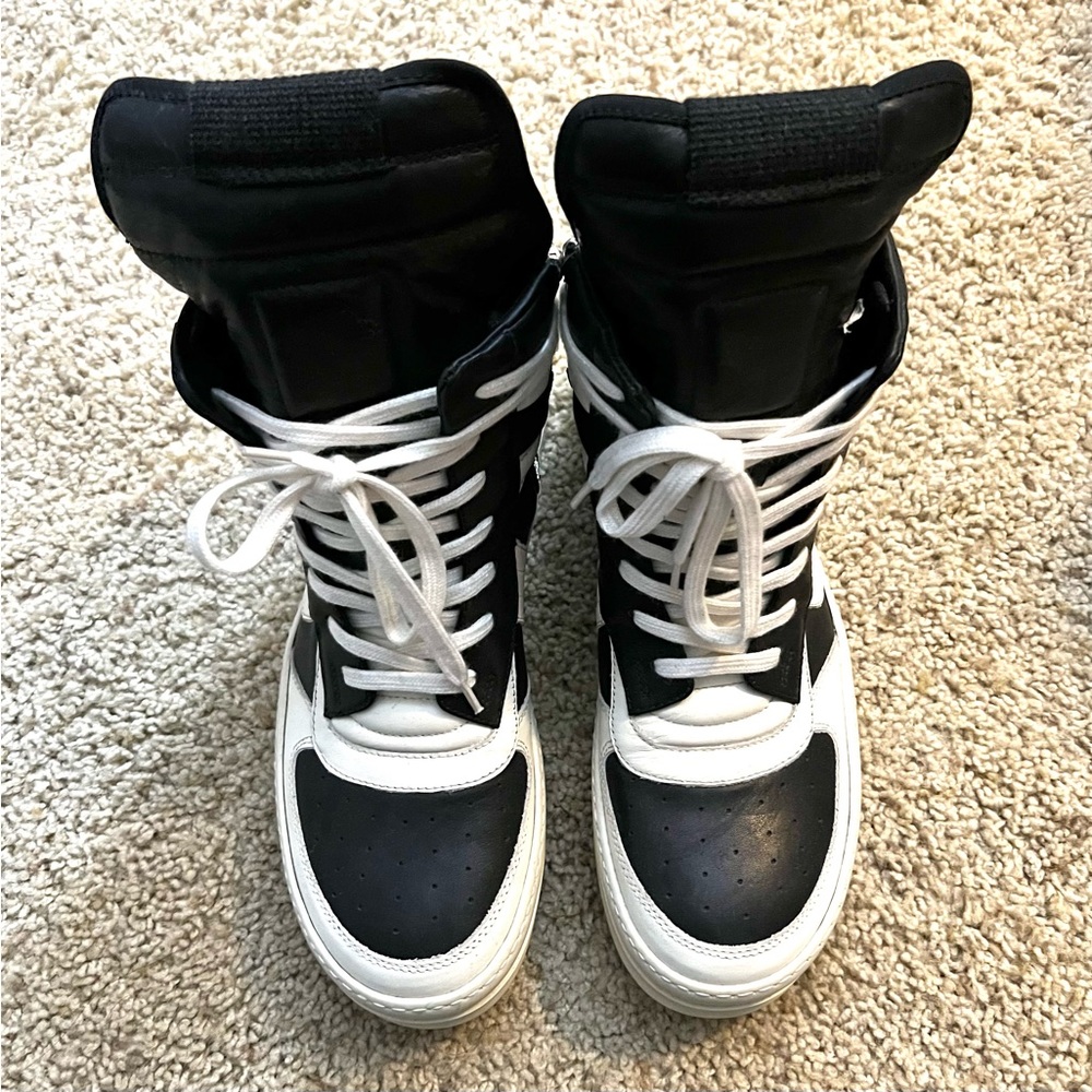Men’s Leather High-Top Sneakers Size 12